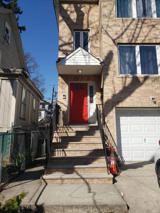Entire 2-Bed Private Apt - Ewr/Nyc/Outlet Mall Newark Exterior foto